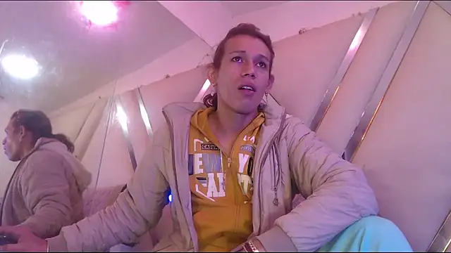 Snapshot of StefyFerrer chatting on February 12, 2026, 3:23 am StefyFerrer online show from February 12, 2026, 3:23 am