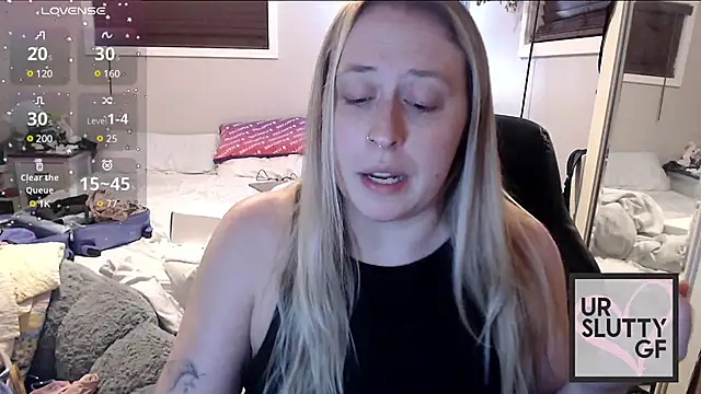 ursluttygf online show from December 22, 2024, 3:11 am