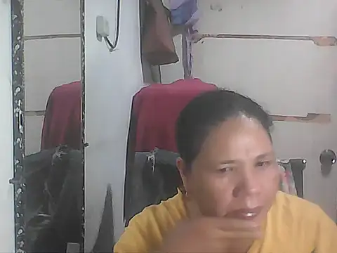 hotwet mama4uxx online show from February 3, 2026, 5:38 am