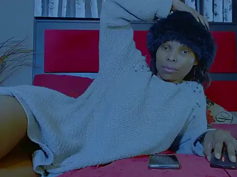 Snapshot of MissParis26 chatting on November 17, 2025, 9:09 pm MissParis26 online show from November 17, 2025, 9:09 pm