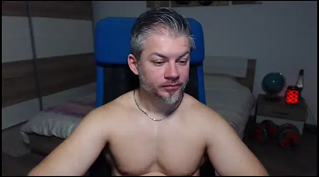 RobbyShawz online show from December 18, 2024, 6:21 am