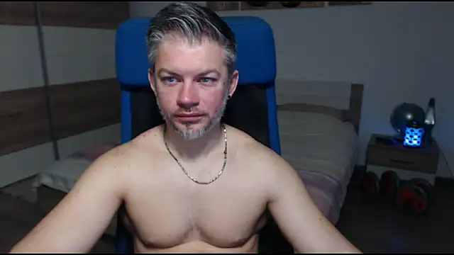 RobbyShawz online show from March 20, 2025, 6:19 am