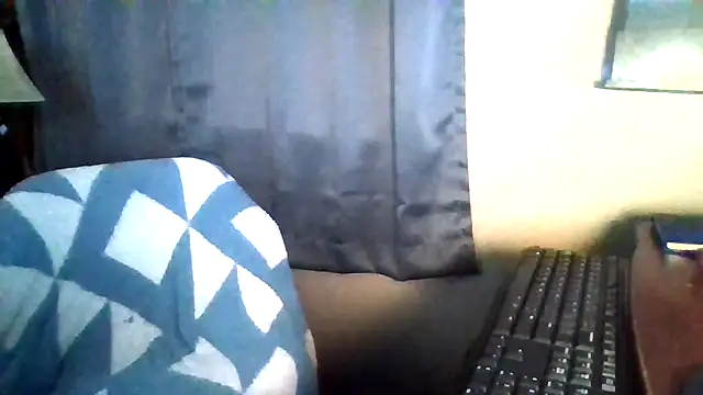 JoJoMonroe84 online show from May 8, 2026, 5:02 am