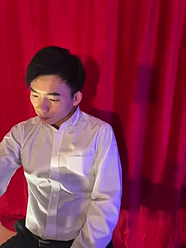 Snapshot of asiahot_liam chatting on February 26, 2026, 11:20 am asiahot liam online show from February 26, 2026, 11:20 am