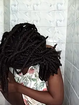 sexpetite online show from April 3, 2026, 1:20 pm