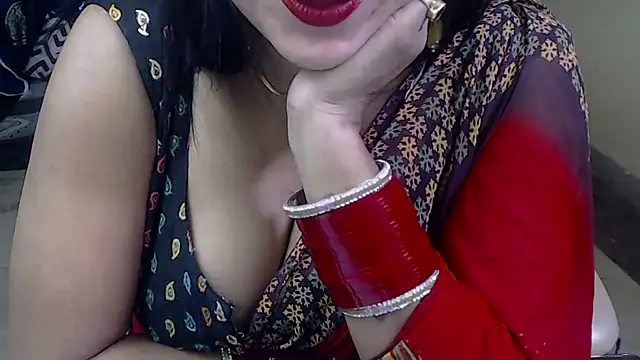 Snapshot of Naiaa-mylove chatting on January 18, 2025, 10:39 am Naiaa-mylove online show from January 18, 2025, 10:39 am
