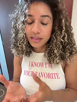 Snapshot of Belkaj chatting on February 4, 2026, 1:11 am Belkaj online show from February 4, 2026, 1:11 am