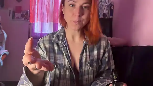 Snapshot of Nikky_Divine chatting on February 5, 2026, 7:46 am Nikky Divine online show from February 5, 2026, 7:46 am