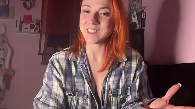Snapshot of Nikky_Divine chatting on February 6, 2026, 8:23 pm Nikky Divine online show from February 6, 2026, 8:23 pm