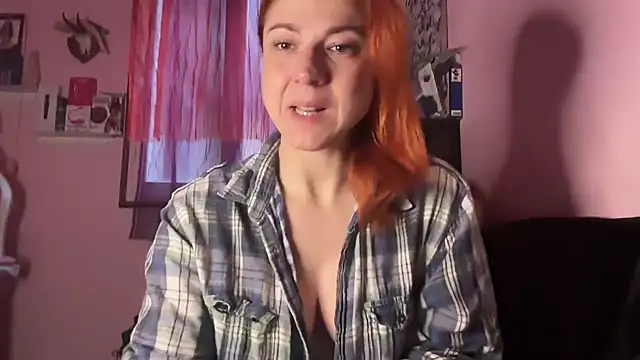 Snapshot of Nikky_Divine chatting on February 12, 2026, 7:36 am Nikky Divine online show from February 12, 2026, 7:36 am
