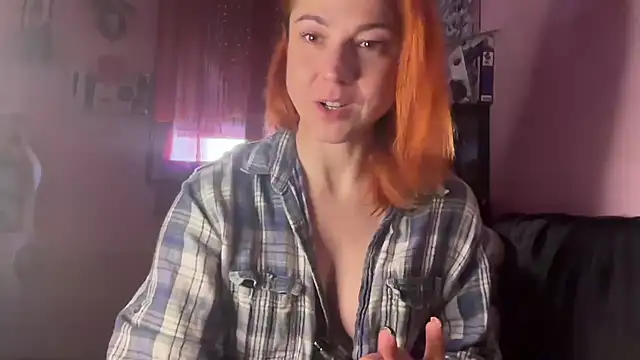 Snapshot of Nikky_Divine chatting on February 13, 2026, 8:10 am Nikky Divine online show from February 13, 2026, 8:10 am