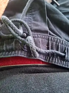 Snapshot of Galex083 chatting on March 5, 2025, 4:02 pm Galex083 online show from March 5, 2025, 4:02 pm