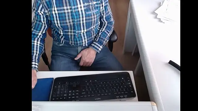 Snapshot of dutchpornking chatting on January 20, 2025, 8:41 am dutchpornking online show from January 20, 2025, 8:41 am