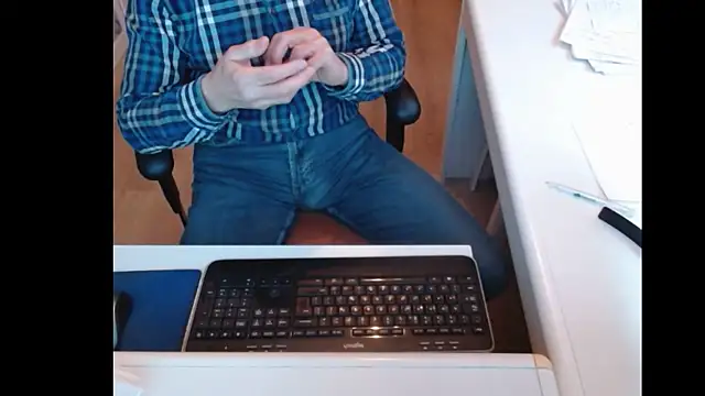 Snapshot of dutchpornking chatting on January 20, 2025, 12:18 pm dutchpornking online show from January 20, 2025, 12:18 pm