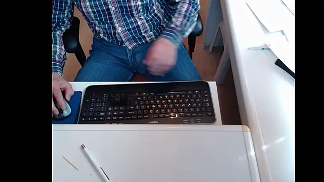 Snapshot of dutchpornking chatting on January 22, 2025, 11:45 am dutchpornking online show from January 22, 2025, 11:45 am