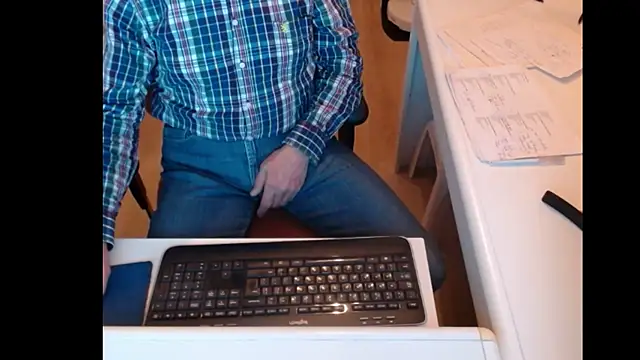 Snapshot of dutchpornking chatting on January 22, 2025, 4:55 pm dutchpornking online show from January 22, 2025, 4:55 pm