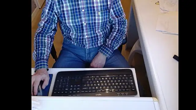 Snapshot of dutchpornking chatting on February 3, 2025, 4:52 pm dutchpornking online show from February 3, 2025, 4:52 pm