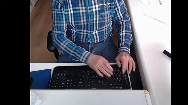 Snapshot of dutchpornking chatting on February 5, 2025, 11:55 am dutchpornking online show from February 5, 2025, 11:55 am