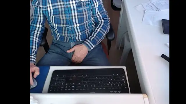 Snapshot of dutchpornking chatting on February 5, 2025, 4:36 pm dutchpornking online show from February 5, 2025, 4:36 pm
