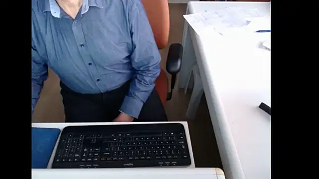 Snapshot of dutchpornking chatting on January 7, 2026, 9:01 am dutchpornking online show from January 7, 2026, 9:01 am