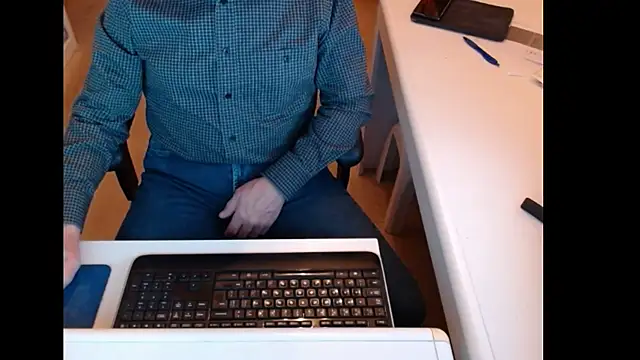 Snapshot of dutchpornking chatting on January 8, 2026, 7:10 am dutchpornking online show from January 8, 2026, 7:10 am