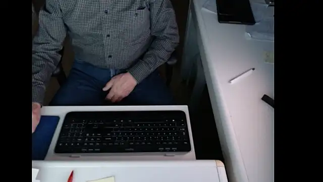 Snapshot of dutchpornking chatting on January 15, 2026, 7:13 am dutchpornking online show from January 15, 2026, 7:13 am