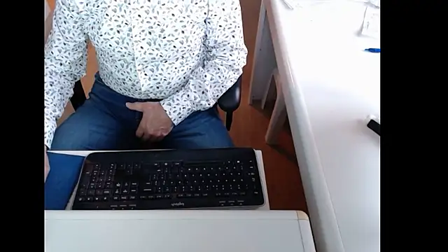 Snapshot of dutchpornking chatting on February 8, 2026, 7:45 am dutchpornking online show from February 8, 2026, 7:45 am