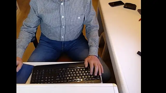 Snapshot of dutchpornking chatting on March 1, 2026, 7:49 pm dutchpornking online show from March 1, 2026, 7:49 pm