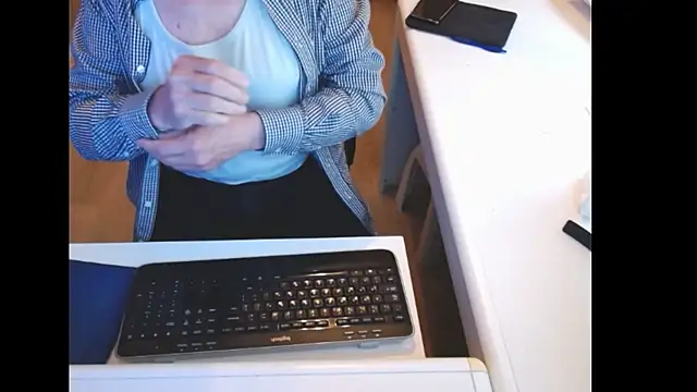 dutchpornking online show from May 5, 2026, 6:10 am