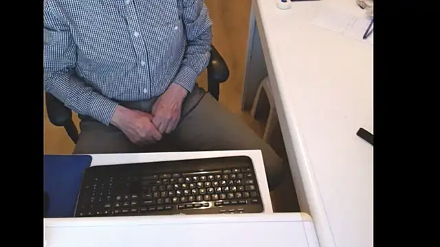 dutchpornking online show from May 21, 2026, 6:59 pm