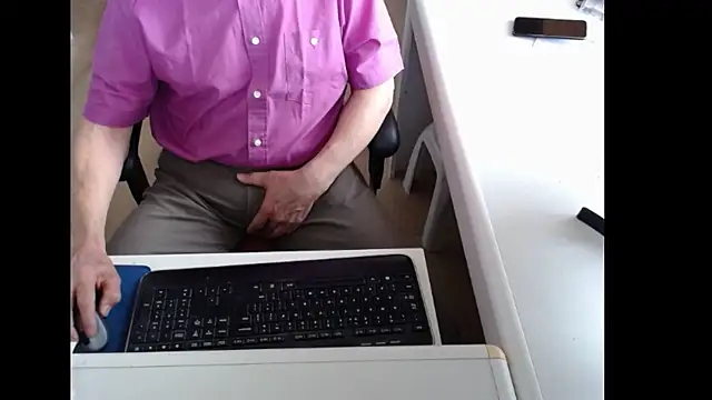 dutchpornking online show from May 23, 2026, 6:29 am