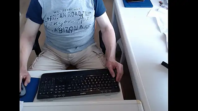 dutchpornking online show from May 24, 2026, 6:29 am