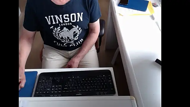 dutchpornking online show from May 30, 2026, 9:17 am