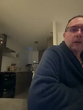 Snapshot of DUDURA@xh chatting on January 17, 2026, 7:02 am DUDURAxh online show from January 17, 2026, 7:02 am