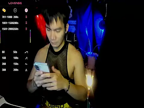 Snapshot of 000batman000 chatting on February 24, 2026, 6:55 am 000batman000 online show from February 24, 2026, 6:55 am