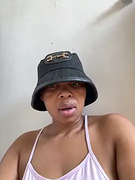 cherrybabe76 online show from October 16, 2025, 6:36 am