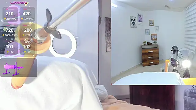 sofi velez online show from September 23, 2025, 5:16 pm