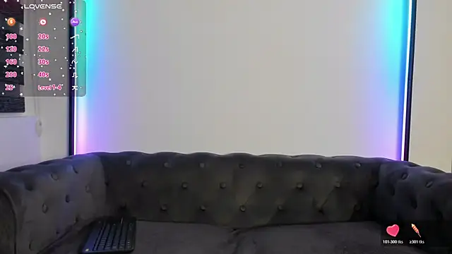 BiancaCruzzz online show from May 15, 2026, 7:43 pm