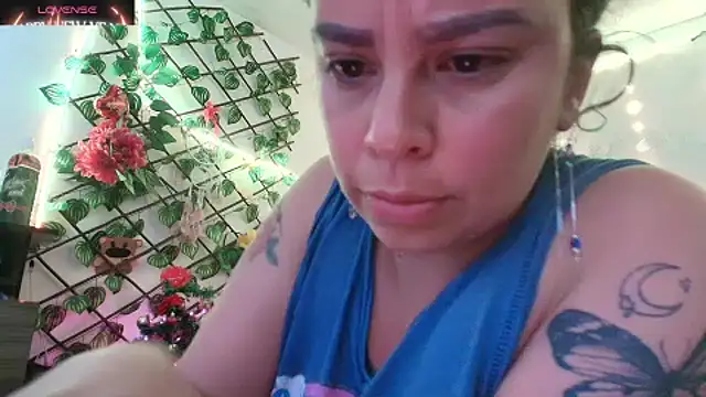 Snapshot of elektra_32 chatting on January 5, 2025, 1:24 am elektra 32 online show from January 5, 2025, 1:24 am