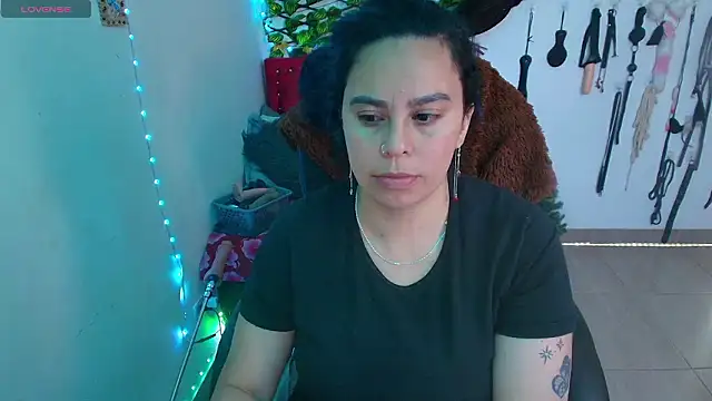 elektra 32 online show from February 17, 2026, 4:42 am