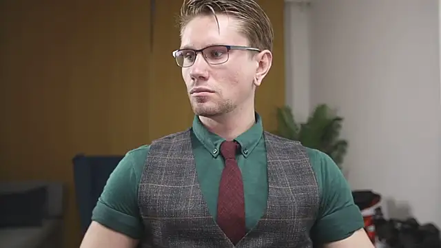 kevin-park online show from November 24, 2025, 2:50 pm