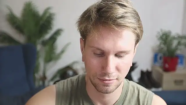 kevin-park online show from December 3, 2025, 5:22 pm