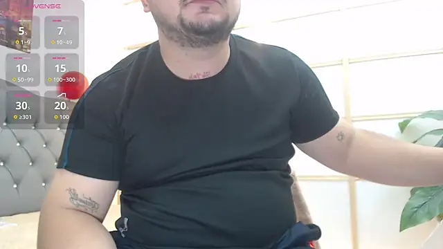 Snapshot of oso_dirty_ chatting on February 26, 2026, 5:23 pm oso dirty online show from February 26, 2026, 5:23 pm