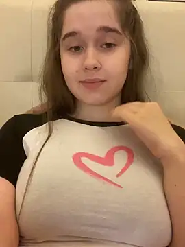 HornyGirlH online show from October 16, 2025, 11:17 pm