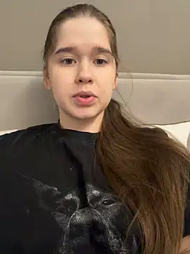 Snapshot of HornyGirlH chatting on February 18, 2026, 2:07 am HornyGirlH online show from February 18, 2026, 2:07 am