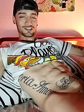 iamxandertv online show from November 4, 2025, 1:54 pm