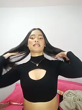 Snapshot of iamemmablake chatting on February 20, 2026, 1:35 am iamemmablake online show from February 20, 2026, 1:35 am