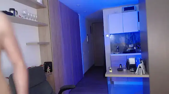 Snapshot of bradley_muscle chatting on January 1, 2025, 7:52 am bradley muscle online show from January 1, 2025, 7:52 am