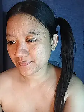 Snapshot of Urchanel chatting on February 8, 2026, 12:41 pm Urchanel online show from February 8, 2026, 12:41 pm