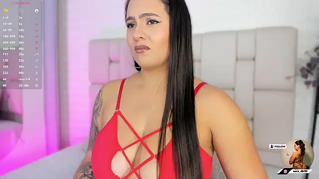 nataly clark  online show from November 20, 2025, 10:31 pm